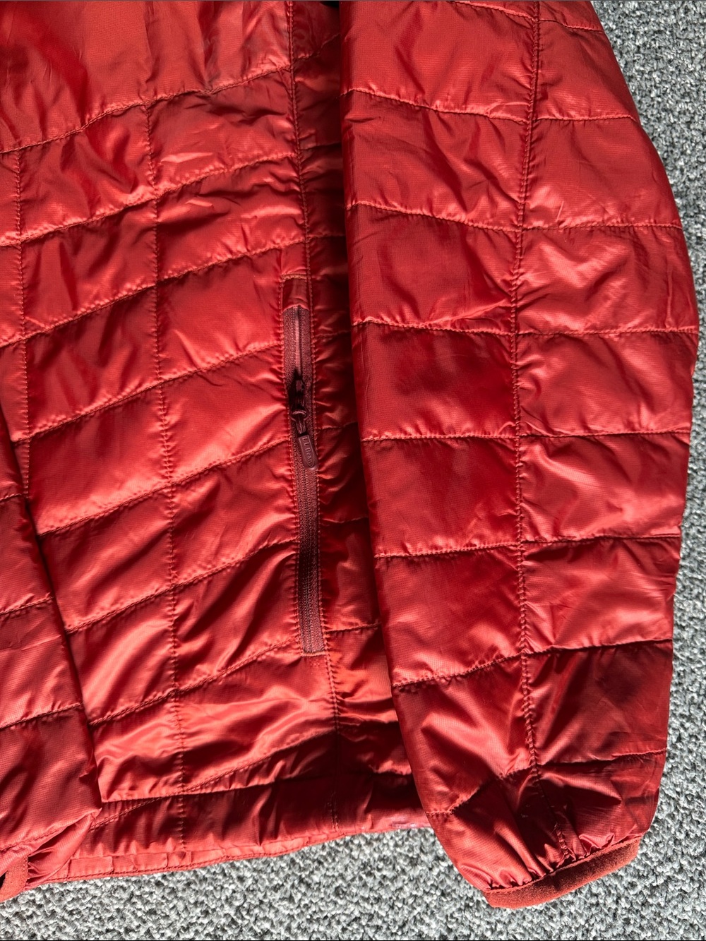 L.L. Bean PrimaLoft Packaway Deep Orange Quilted Puffer Jacket #503391. Size L - Picture 3 of 11
